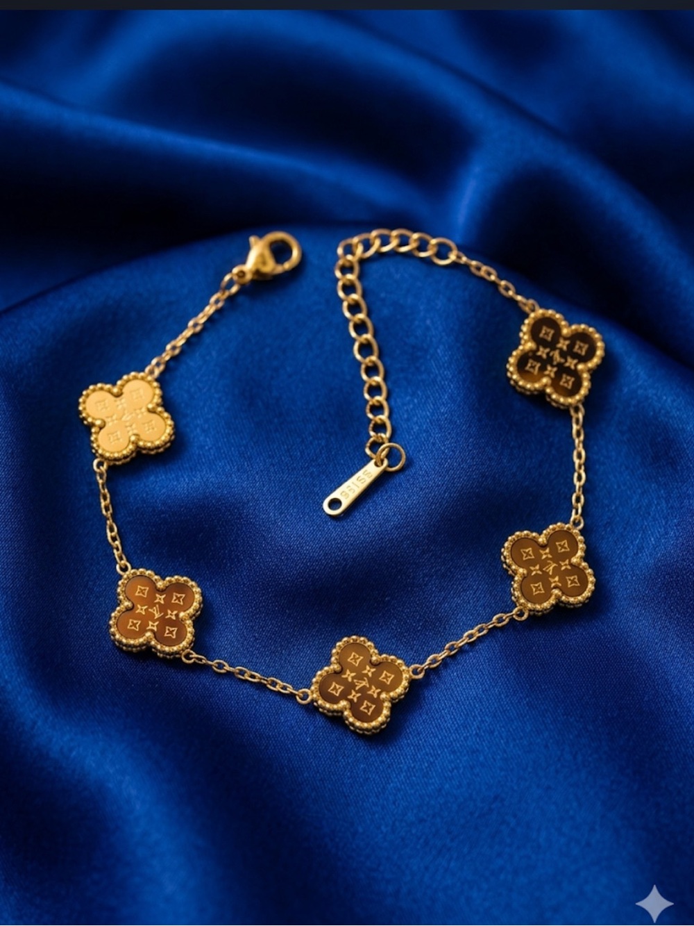 Fashion Jewelry Gold Clover Motif Bracelet